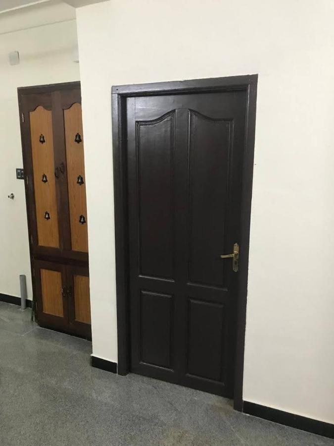 Apartament Iswarya Illam Ćidambaram Zewnętrze zdjęcie
